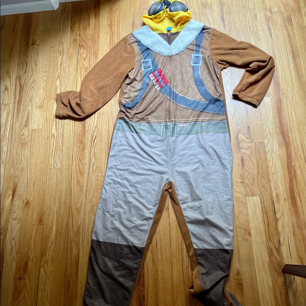 Fortnite Suit Costume
